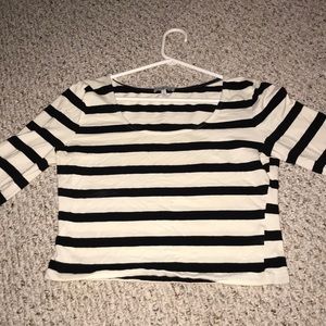 Long sleeve crop top